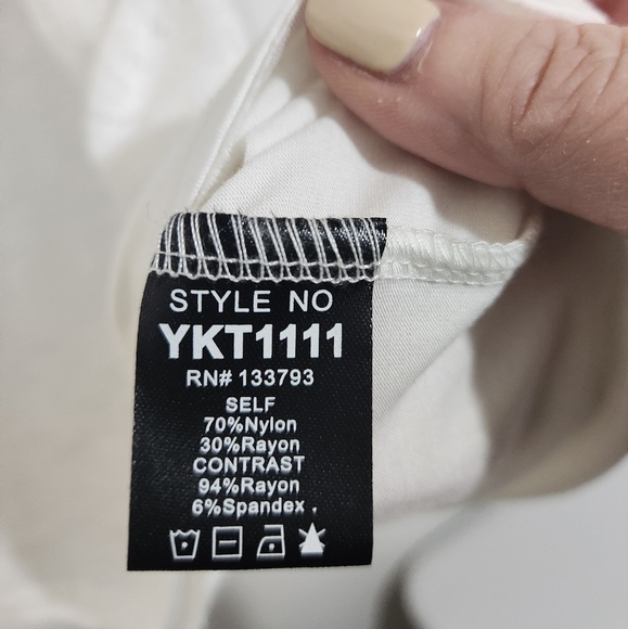 POL Women's White Lace Sleeve Top, Size Medium - Picture 5 of 8